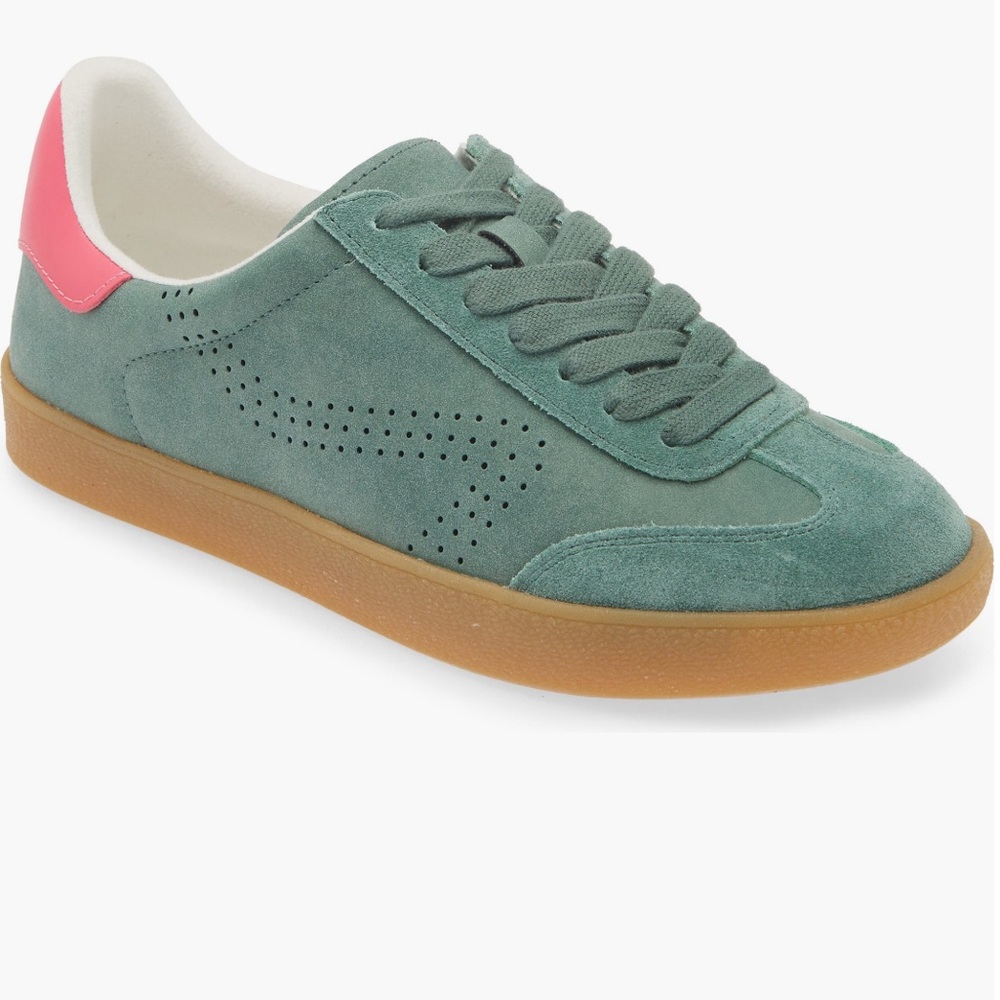 Steve Madden adidas like green sneakers. Worn once like new